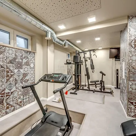 Apartament R & R